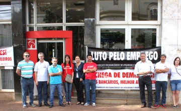 Sindicato de Apucarana promove hoje (14/04) Operação “Demitiu, Parou“ na agência Bradesco Centro