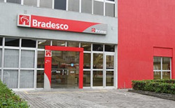 Bradesco tem lucro de R$ 4,12 bilhões, mas corta 1.466 empregos em 2016