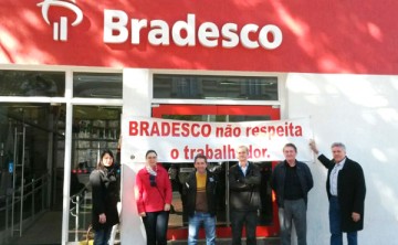 Sindicato de Apucarana mobiliza funcionários do Bradesco