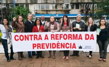 Sindicato de Apucarana participa de Ato Público contra Reforma da Previdência